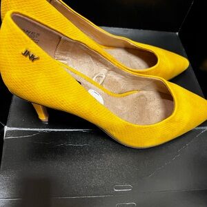 Jones New York Yellow Textured Heels